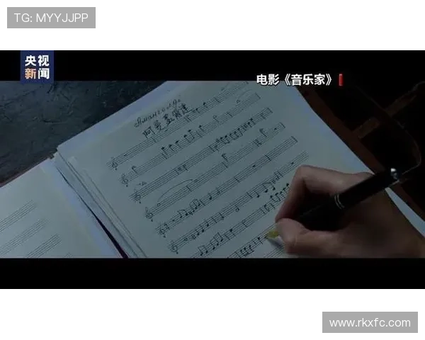 小黑与足球明星的友谊之路：从偶像崇拜到携手共进的成长故事